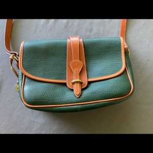 Green Dooney and Bourke Pebble leather 🦆